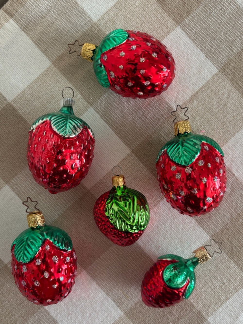 Bundle of 6 Vintage Glass Strawberry Christmas Ornaments 🍓 AS IS